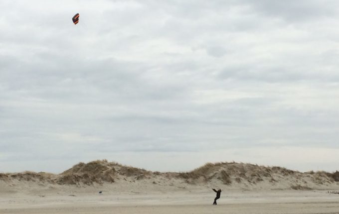 12 von 12 - März 2017 - Drachensteigen am Strand