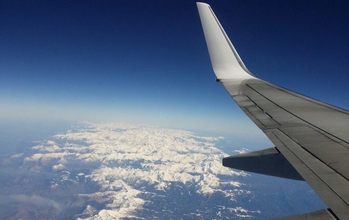 Fliegen mit Kindern - Blick aus dem Flugzeug