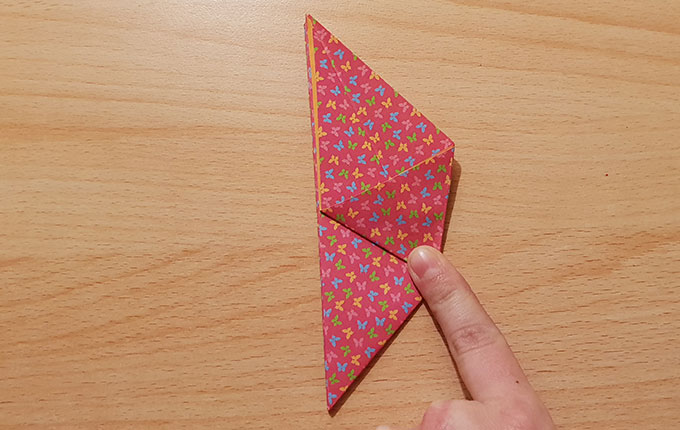 auf der Seite liegendes Origamipapier